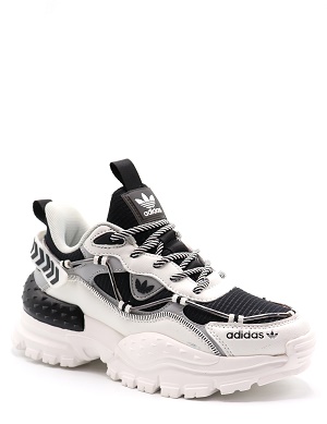 Кроссовки